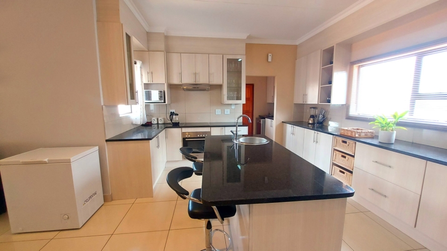 4 Bedroom Property for Sale in Melodie North West